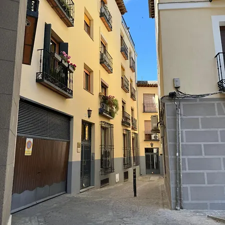 Casa Centrica Tranquila * Toledo
